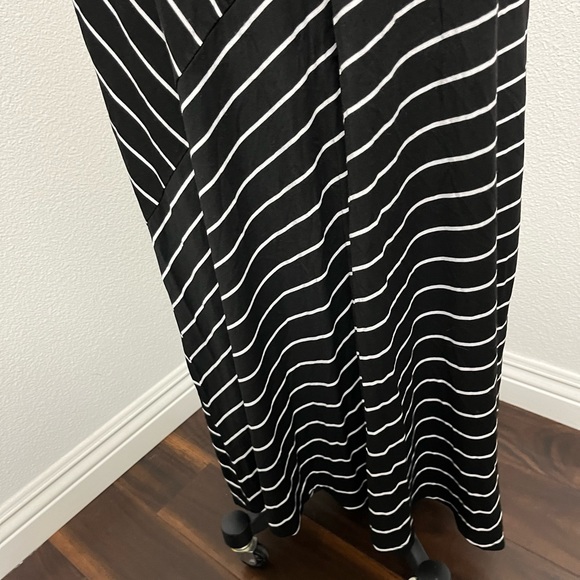 Matty M Maxi skirt - Picture 3 of 4